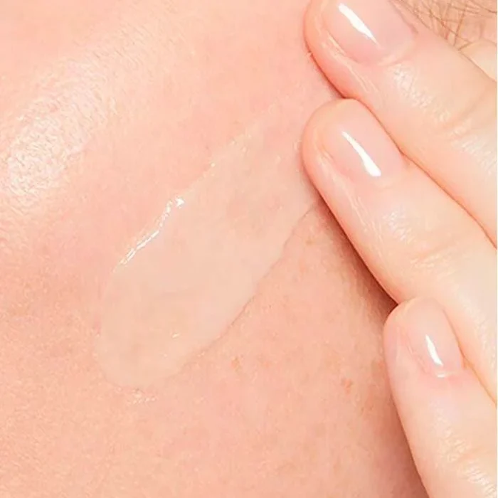 serum-retinol-anti-marques----application-visage-1