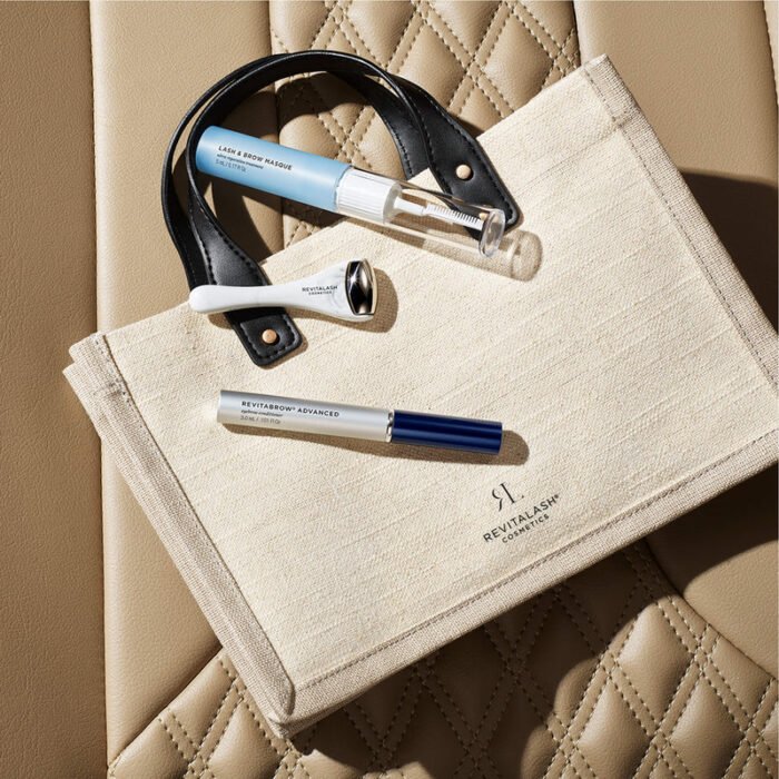 PDP-Ultimate-Brow-Collection-bag-lifestyle_1.0_800x